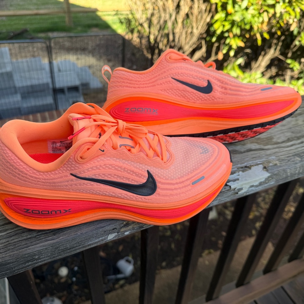 Nike Vomero Plus 18 Orange/PinkFire ZoomX Running Shoes Men’s size 9.5